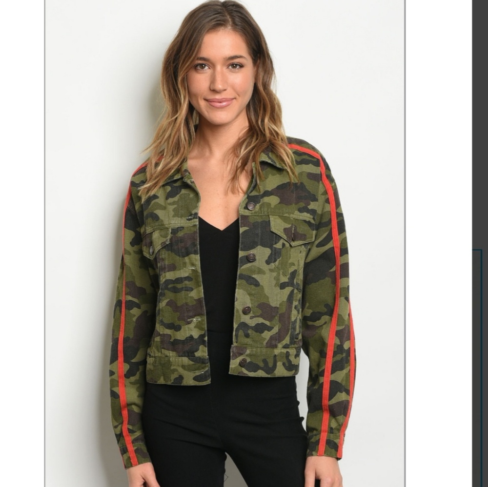 Amy denim jacket with red stripes